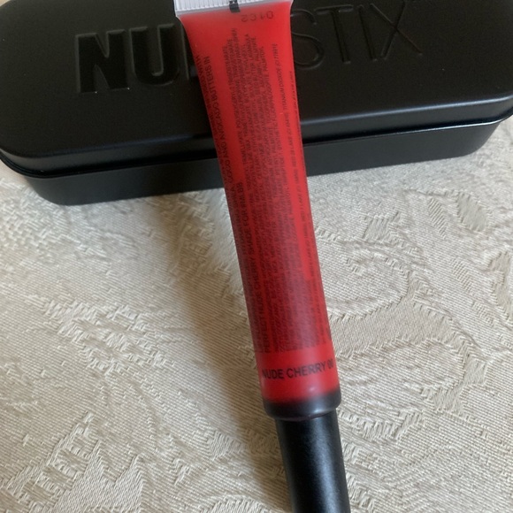 Nudestix Lip Glacé Plumping Lip Oil Lipgloss in Nude Cherry 00 BNIB - Picture 7 of 16
